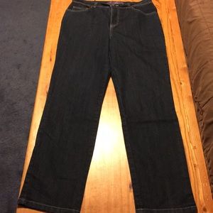 Gloria Vanderbilt Jeans.